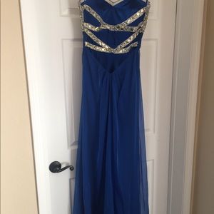 La Femme Dresses - Evening dress in royal blue La Femme Dresses - Evening dress in royal blue